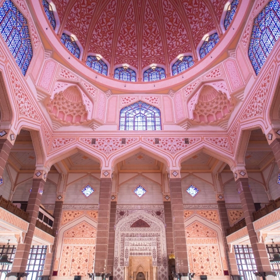 ピンクモスク（プトラモスク）